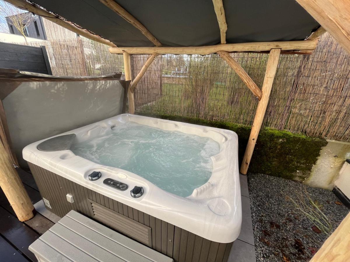 Sejour Detente - Appart'Hotel N 1 Avec Jaccuzi, Piscine Et Petit-Dejeuner Chouzelot 外观 照片