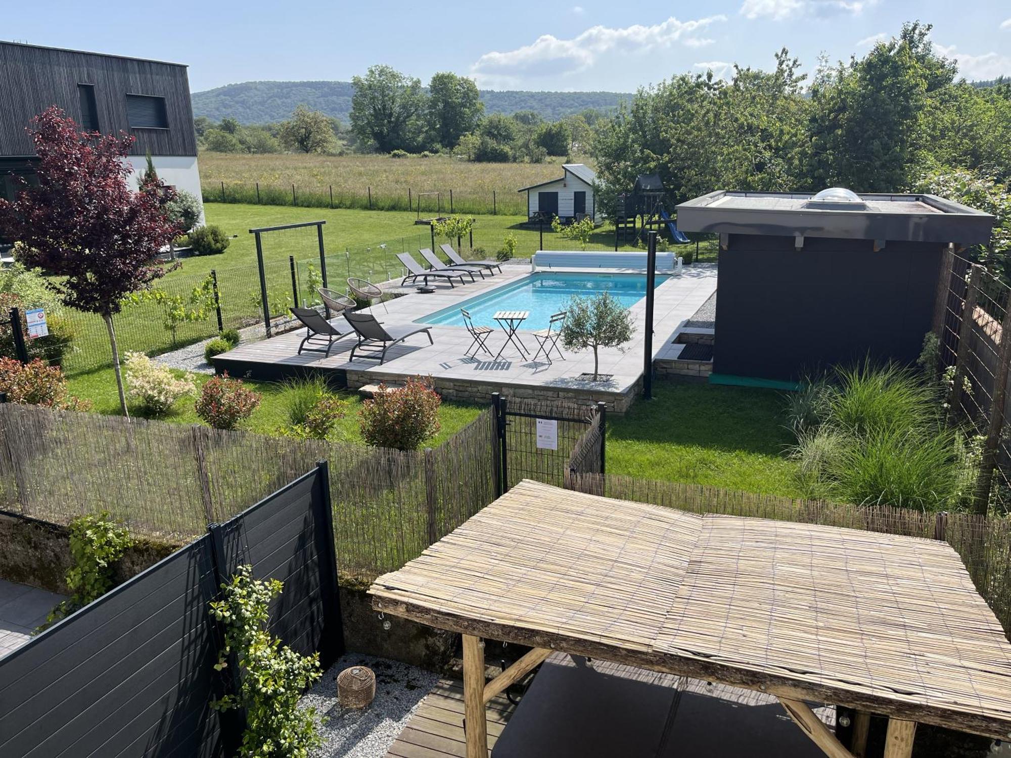 Sejour Detente - Appart'Hotel N 1 Avec Jaccuzi, Piscine Et Petit-Dejeuner Chouzelot 外观 照片